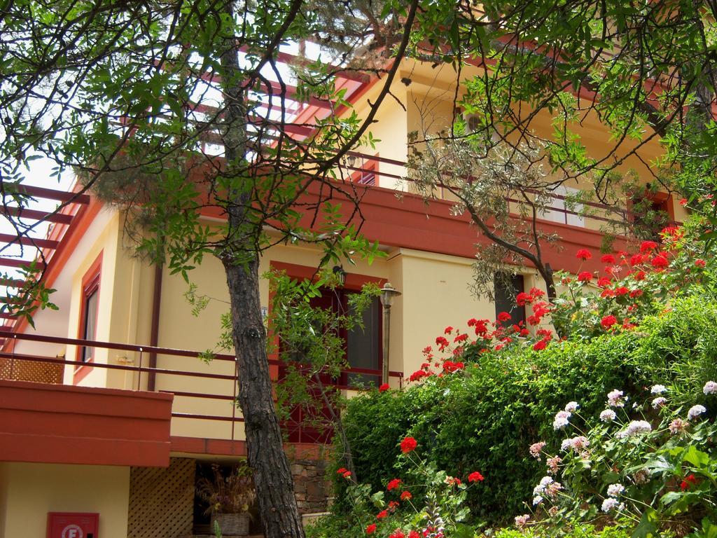 Aparthotel Efta Anemi - Benovias Karfás Exterior foto